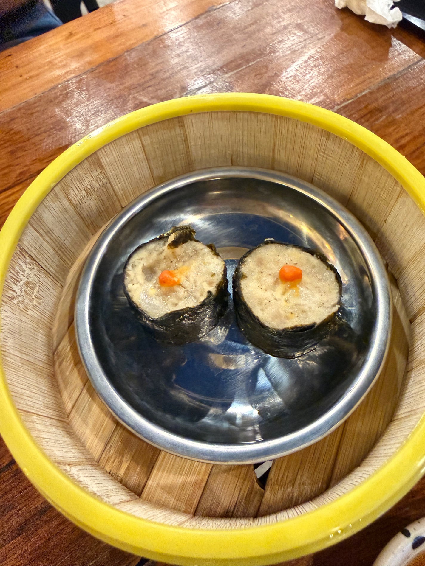 กุ้งพันสาหร่าย
